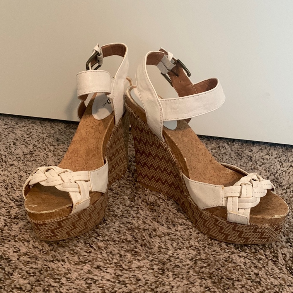 Qupid Wedges